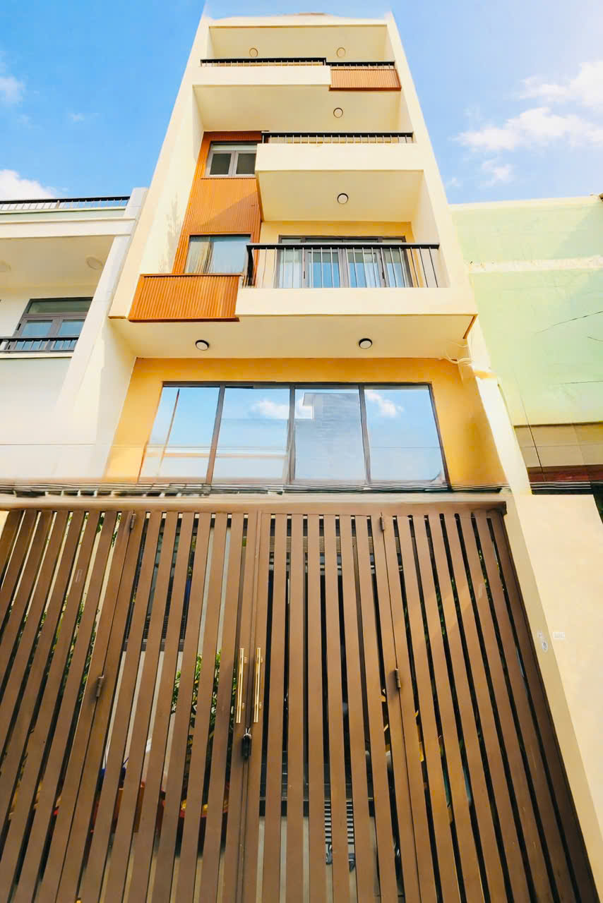  Nhà bán Thoại Ngọc Hầu, Quận Tân Phú – hẻm xe tải sát mặt tiền - 6 tầng - Ngang 5m - Giá 7.98 tỷ. 




. 