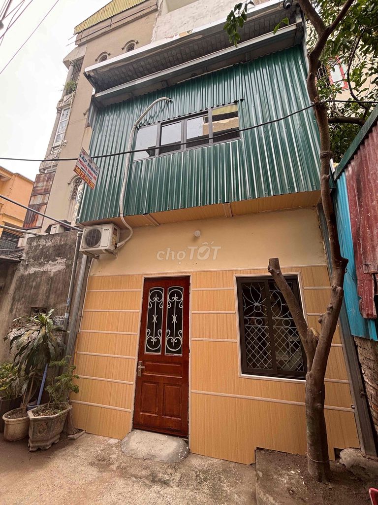  Cho thuê nhà nguyên căn 2 tầng tại phố Hồng Mai, quận Hai Bà Trưng, HN 