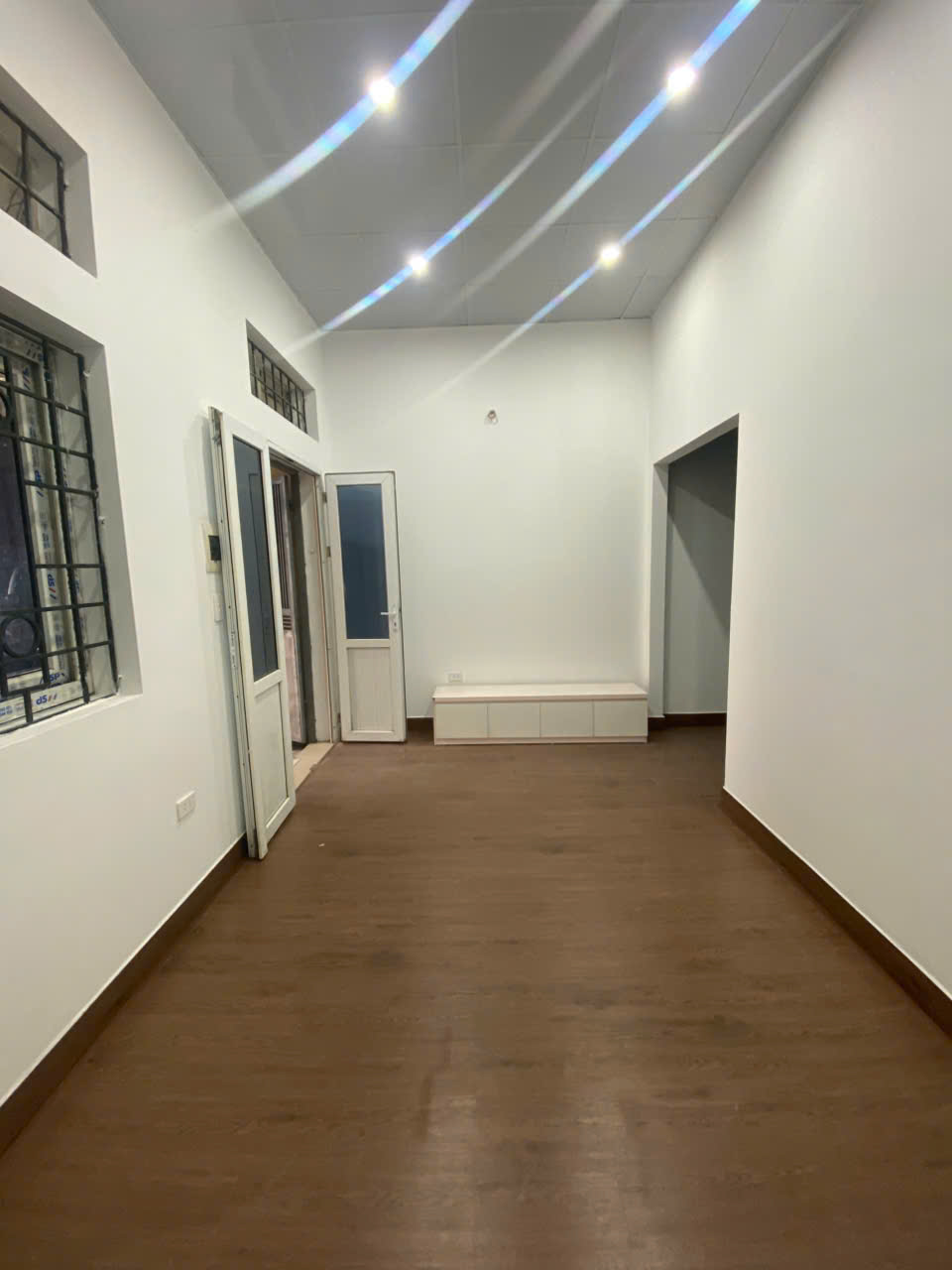  Chính chủ cần cho thuê nhà thuộc khu tập thể Binh Đoàn 12, ngay cầu Lủ, Định Công, Hoàng Mai 