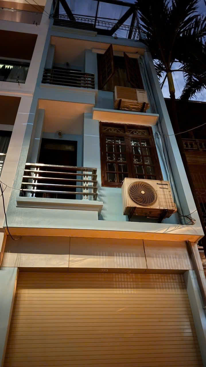  Cho thuê nhà ngõ ô tô Vương Thừa Vũ, 50m² x 4 tầng, 6PN, 16 Triệu KD VP, online, 