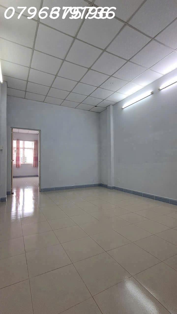  NHÀ ĐẸP 3 TẦNG _ HẺM ÔTÔ - DƯƠNG BÁ TRẠC. P1Q8 GẦN CẦU NGUYỄN VĂN CỪ 