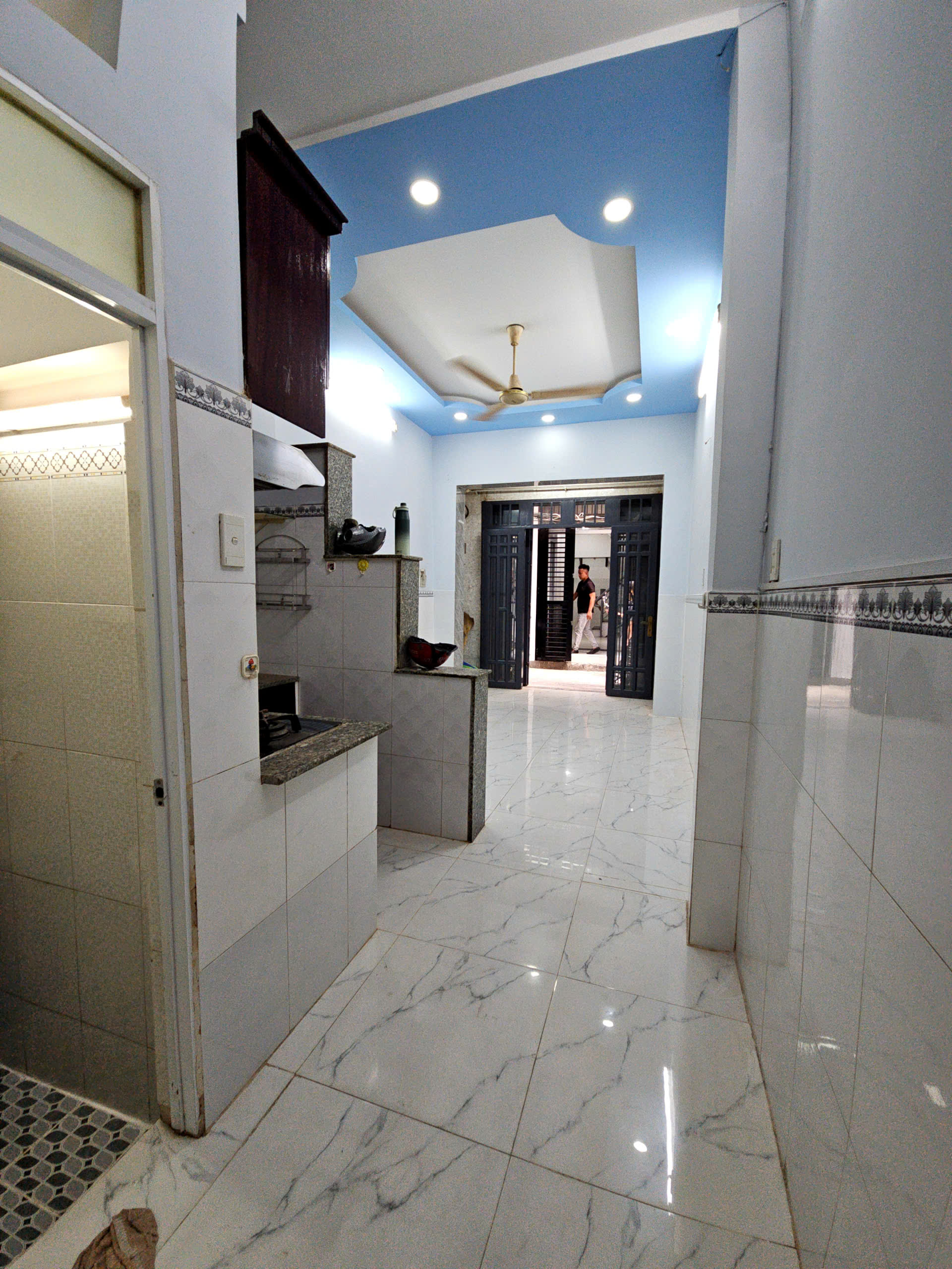  BÁN NHÀ Đoàn Văn Bơ, HOÀNG DIỆU Q4 CÁCH 100 M Q1 
DIỆN TÍCH 125.7 M ĐÚC 5 TẤM 