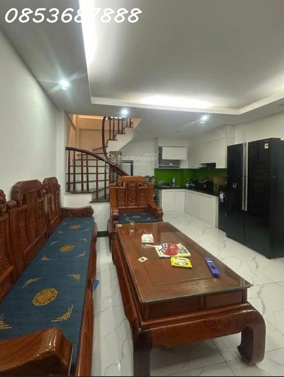  Bán nhà Hoa Thám, Vài bước chân ra khu D Gleximco. 500m ra Lê Trọng Tấn. 