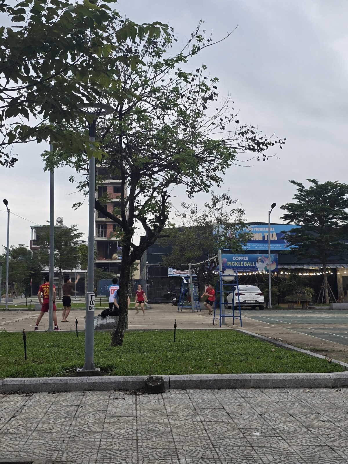  Bán tòa nhà Lê Trung Đình gần FPT, khu sinh viên, thu nhập 50 triệu/tháng 