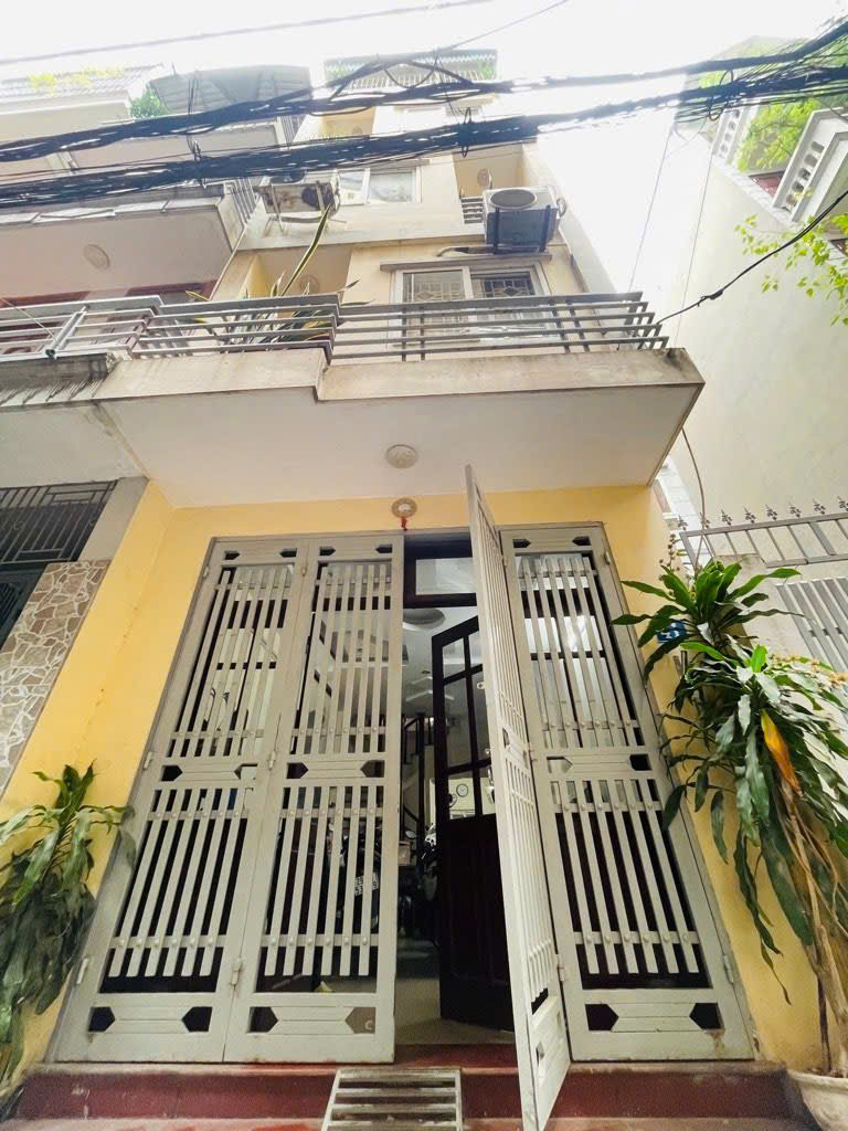  ????Chuyển Nhượng Nhàkhu lõi gần Mễ Trì Mỹ Đình – Ra nhanh phố Miếu Đầm – Kết nối nhanh Khu Ngoại giao đoàn Mỹ Đình – Nhà ở cực sướng LH 09.72.078.667 