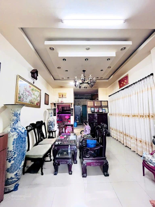  Bán nhà mặt tiền đường số KDC Bình Hưng – Gần bến xe Quận 8, 6x16m 