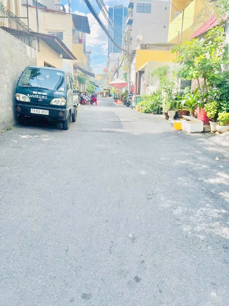  NHÀ HXH 4 TẦNG – NGUYỄN VĂN QUỲ, PHÚ THUẬN, QUẬN 7 – DT 4.5 x 27 – 8.5 TỶ – SHR – KD SẦM UẤT 