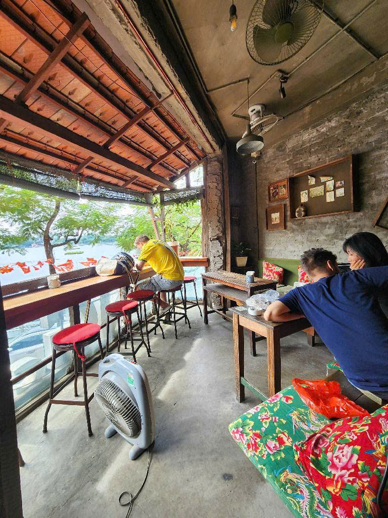  Bán nhà Mặt phố Hoàng NHư Tiếp- Lô Góc- Kinh Doanh- Dân Xây 65m 5 tầng - ô chờ thang máy nhỉnh 28 tỷ(TL) 