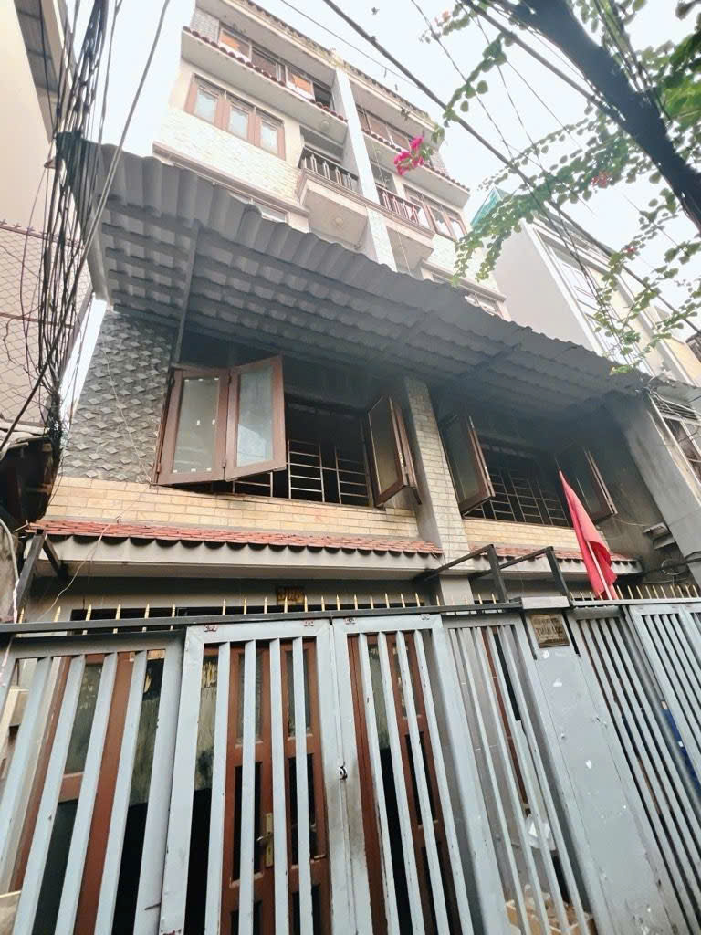  MẶT TIỀN KINH DOANH TÂN VĨNH 

GIAO MẶT TIỀN ĐƯỜNG SỐ VIP Q4 

DƯỚI 180 TRIỆU M 