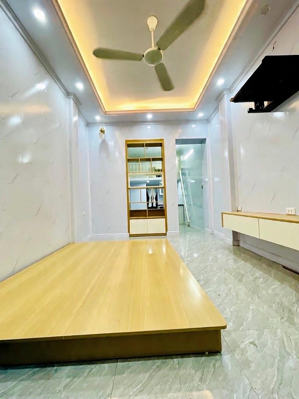  bán nhà tập thể viện E tầng 1 trần cung 50m 2,98 tỷ 10m ô tô tránh 2 mặt ngõ 