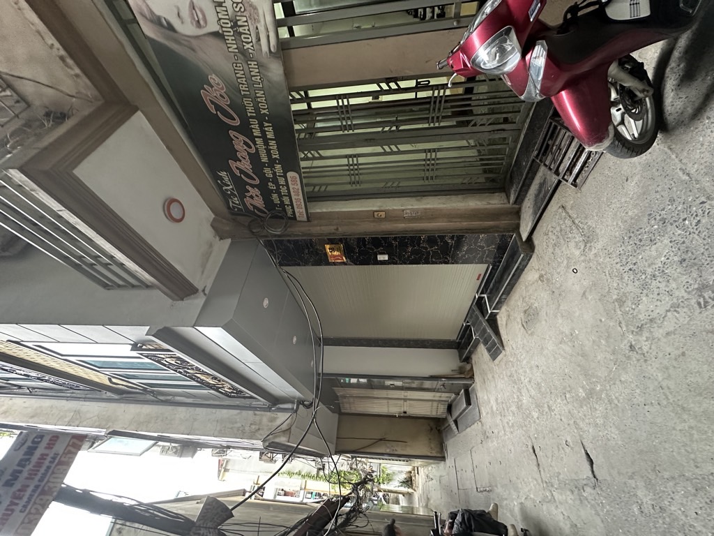  ???? Trung tâm Hai Bà Trưng  Trần Khát Chân – Phố Huế
???? 38m²  5 tầng  Full nội thất_8 tỷ 