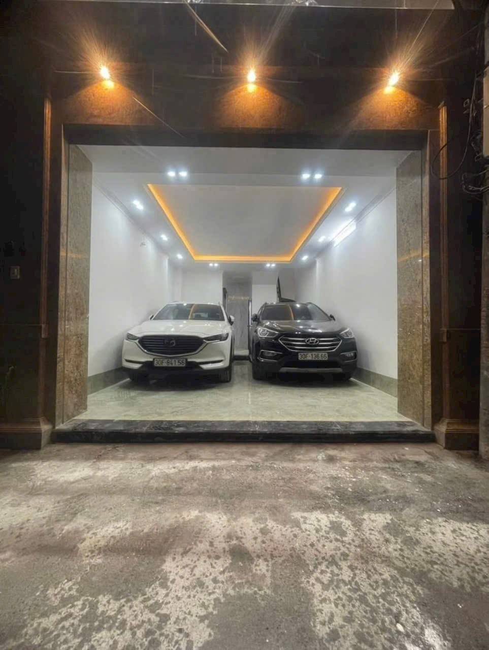  bán nhà Vương Thừa Vũ, dinh thự doanh nhân, gara ô tô tránh đỗ 