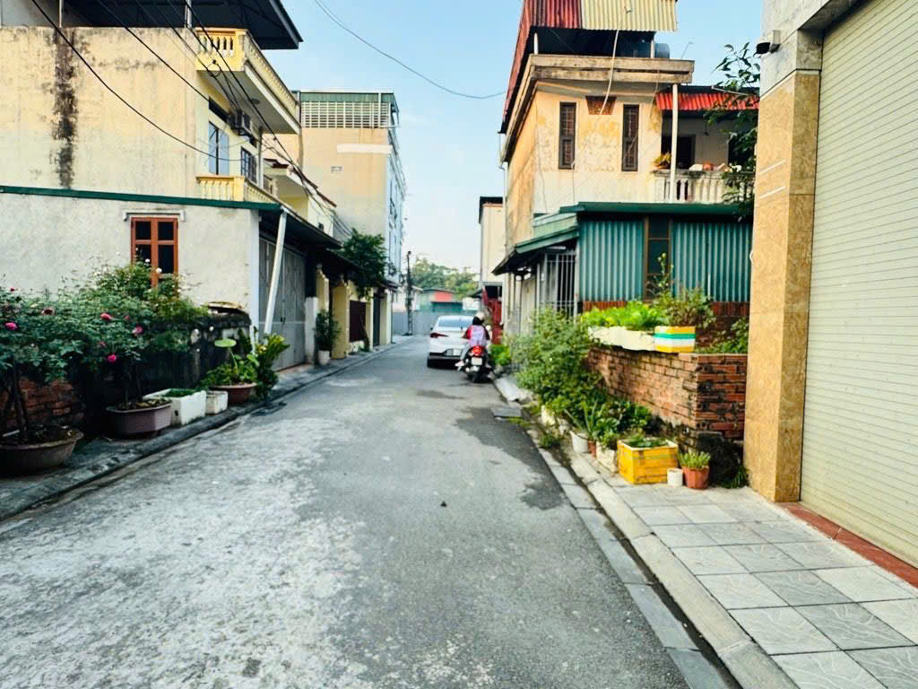  Bán đất Ngõ 4, tổ 19 Thị Trấn Đông Anh - Đông Anh - Hà Nội- ô tô đỗ cửa 