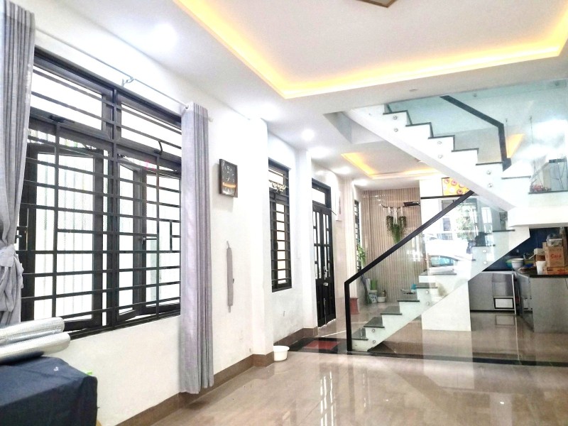  ► Góc Mặt Tiền Đầm Rong gần Chợ Đống Đa, 75m2, 4 tầng,7.x tỷ 