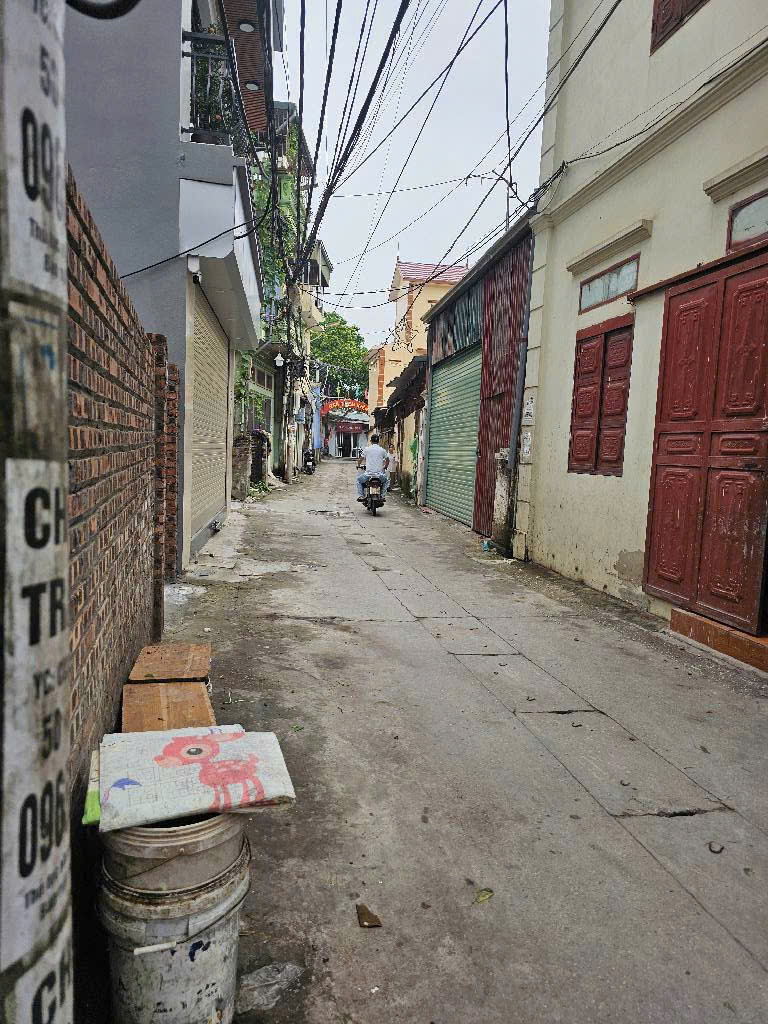  ????????????HIẾM- NHÀ MỚI TINH- 5 TẦNG - CẦU THANG MÁY- NỘI THẤT ĐẸP- NGÕ NÔNG- GẦN PHỐ???????????? 