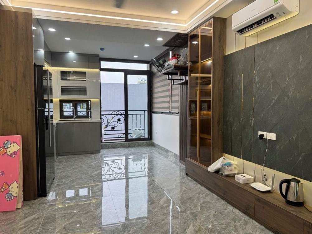  Bán nhà Hoàng Liệt, Hoàng Mai, Ô tô, 6T TM, View hồ Linh Đàm, 31m2, 10.3 tỷ(CTL) 