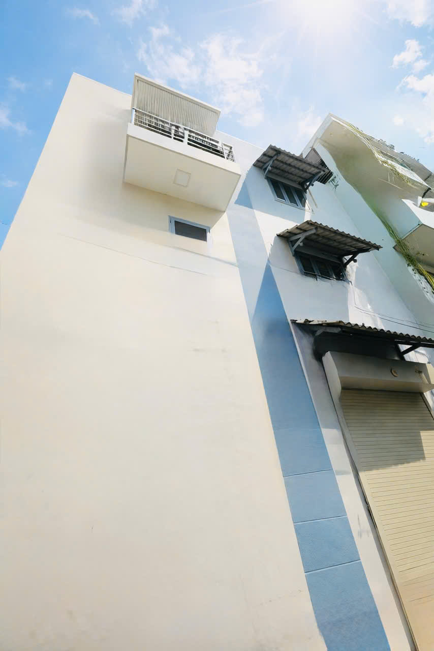  Bán nhà lô góc Trần Quang Diệu, trung tâm Quận 3 – hẻm thông, không qua hoạch lộ giới. 



 











. 