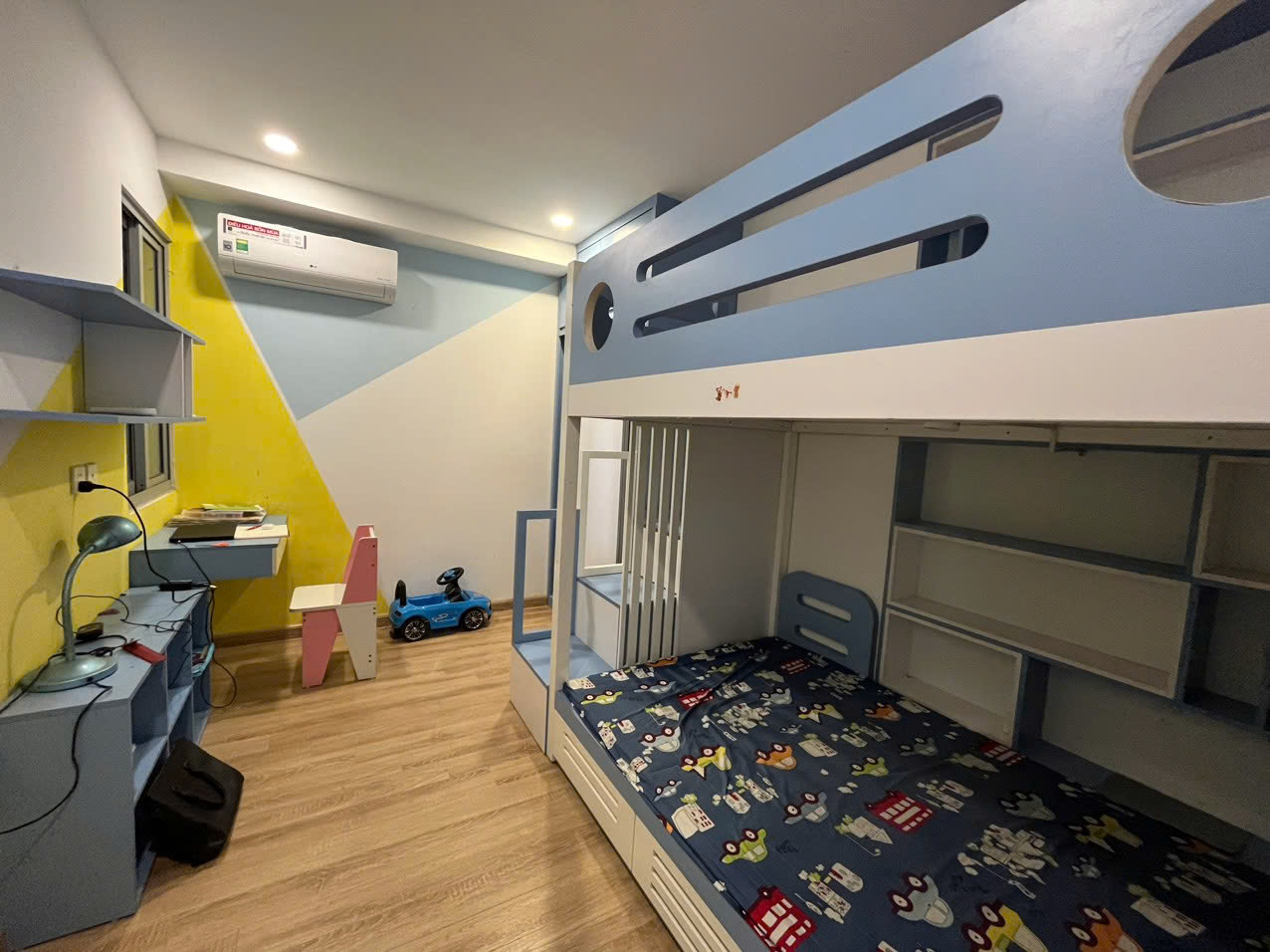  Cho thuê căn hộ chung cư đẹp 360 Giải Phóng 75m2, 2 ngủ, 2 vệ sinh, 13.5 triệu 