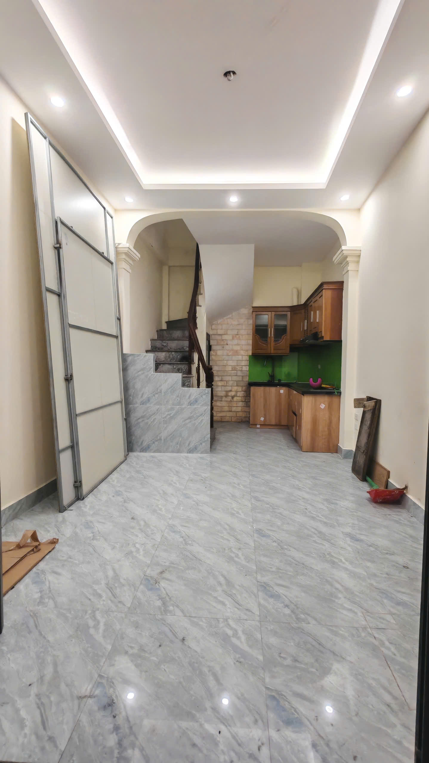  Cho thuê nhà Ngõ Hoà bình 7, 27m² x 5 tầng, 3 ngủ, 11 triệu 