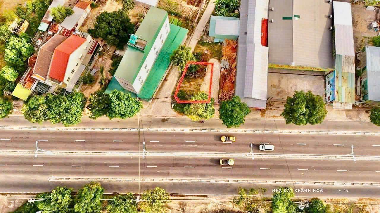  BÁN 2 Lô Mặt tiền đường Nguyễn Tất Thành – Nam Nha Trang (Phước Đồng cũ) 