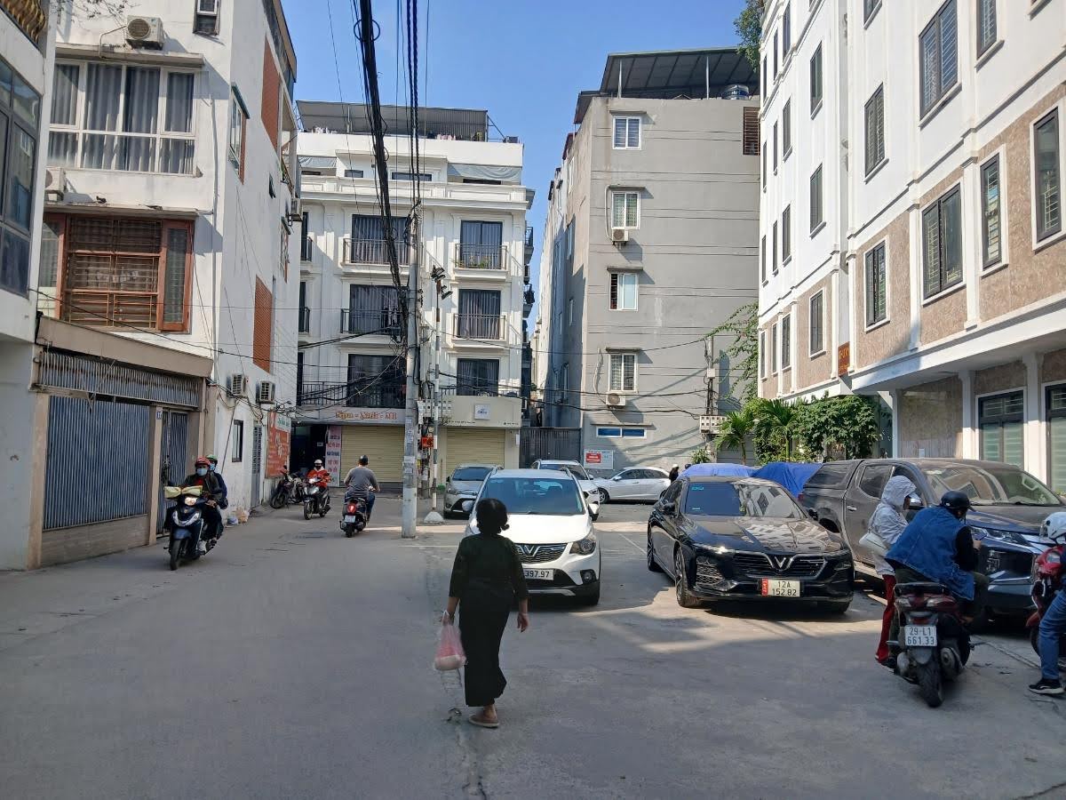  Nhà phố Khương Hạ-Lô góc - 42m*7tầng*5.5mMT-Thang máy-Ngõ Ôtô-Kinh doanh-Giá 15,2 tỷ 