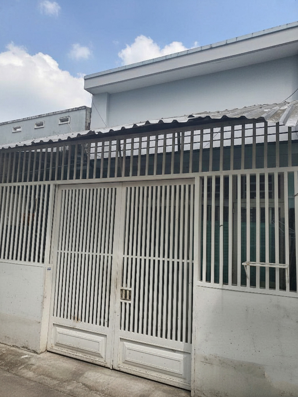  L1791 ⭐️⭐️ Giảm 100tr! Nhà Cống Lở Tân Bình, SHR, Lô góc, HXH, 4.2x19m, 5.x tỷ 