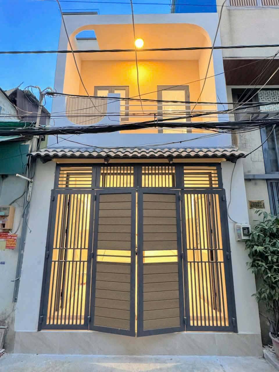  GIÁP LÊ VĂN QUỚI – HẺM 6M Ô TÔ ĐỖ CỬA - 46M² – 2 TẦNG BTCT MỚI ĐẸP - BHHA, BÌNH TÂN 