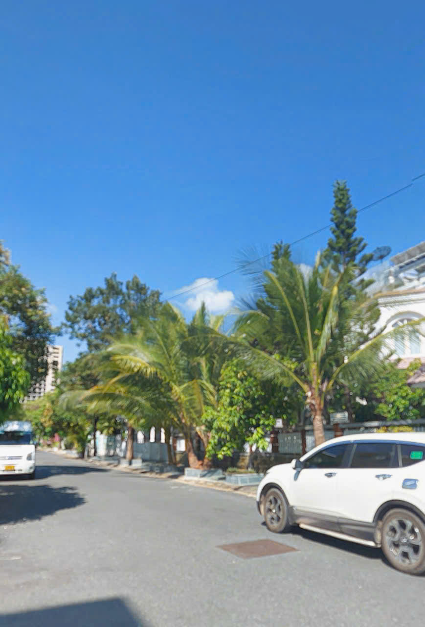  Biệt thự An Viên Diện tích đất 180m2 (12x15). Giá bán: 25 tỷ thương lượng
LH e để đi xem nhàạ 