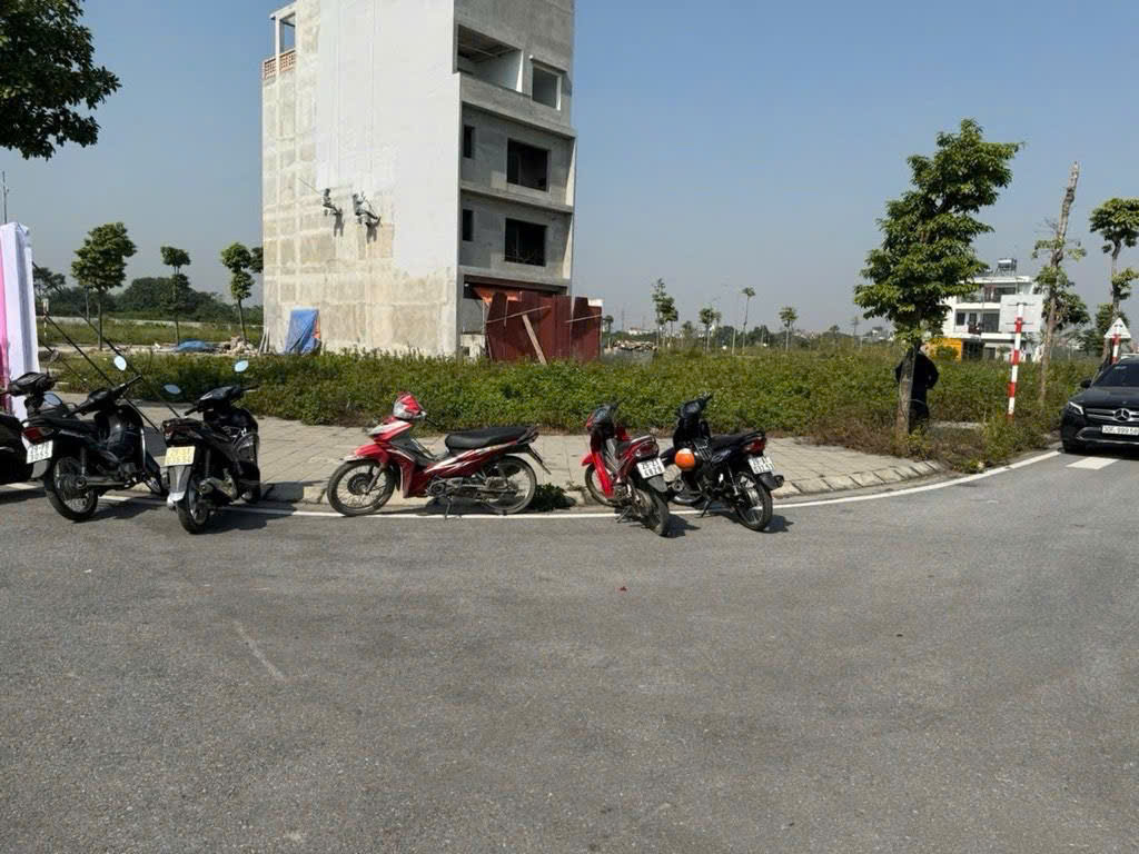  BÁN ĐẤT GẦN SIÊU DỰ ÁN THÀNH PHỐ THÔNG MINH 105M2 ĐẤU GIÁ LỄ PHÁP GIÁ CHỈ 21.9 TỶ 