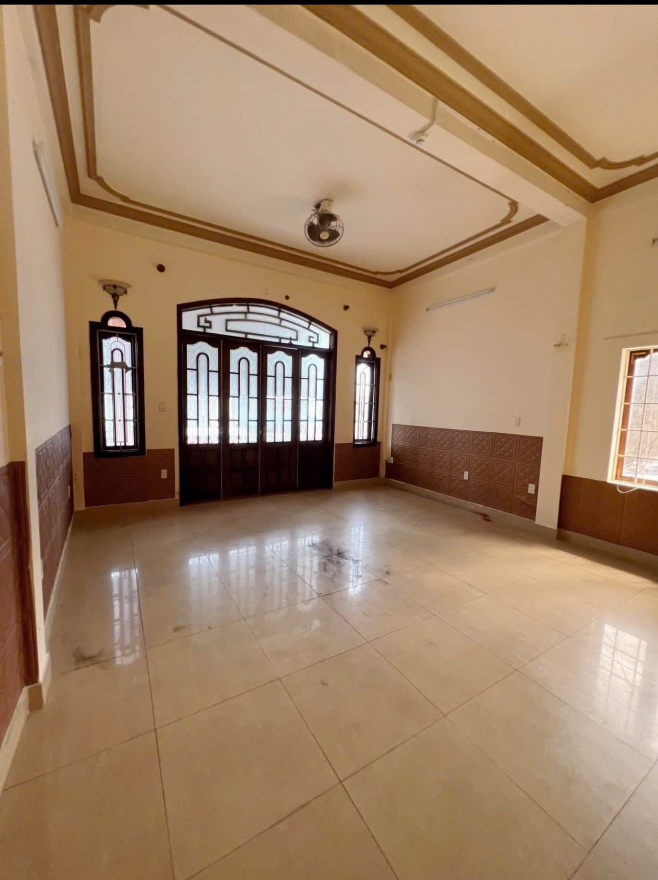  ???? CHO THUÊ NHÀ MẶT TIỀN CHI LĂNG – TRUNG TÂM TP HUẾ ???? 