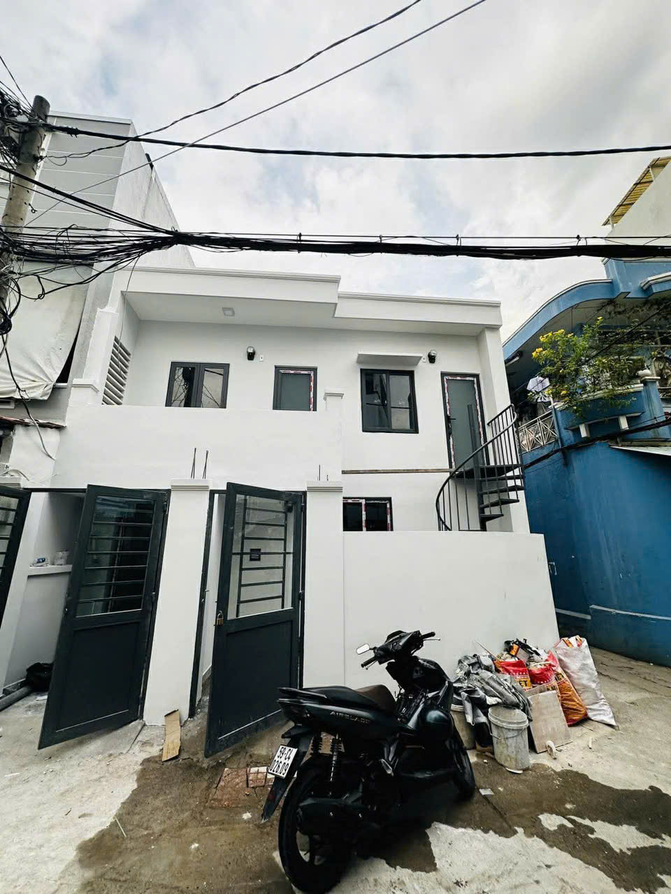  BÌNH THẠNH - 97M2 - CHÍNH CHỦ - GẤP BÁN 8.5 TỶ - TL - HXH - 8PN LỚN - CHO THUÊ FULL PHÒNG - 7.5 X 11 - CHDV RẤT NGON - NƠ TRANG LONG 