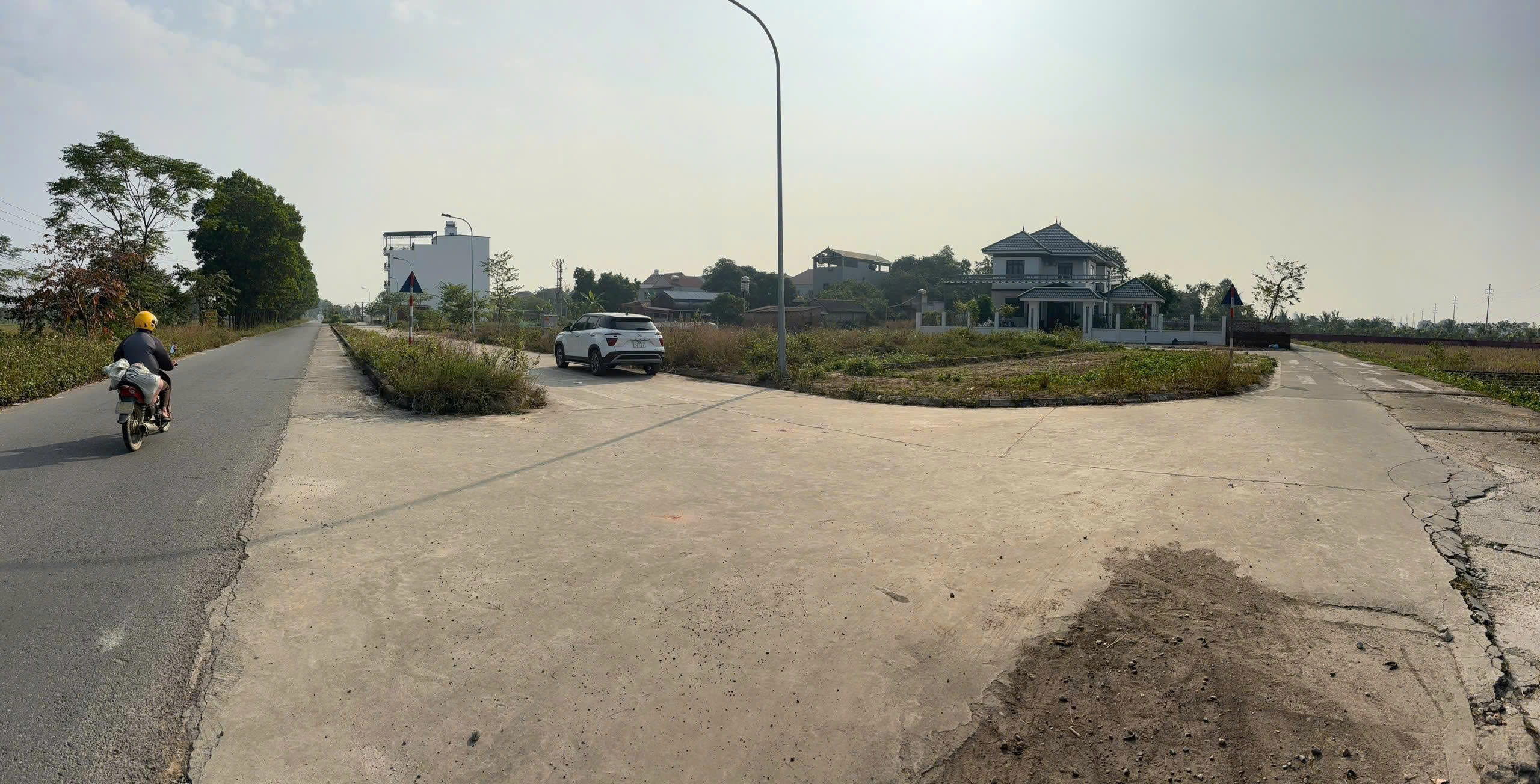  ĐẤU GIÁ TÂN THÁI- HIỀN NINH-SOC SƠN-LÀN 1 GIÁ CHỈ 5XTR/M2. XUNG QUANH NHIỀU DỰ ÁN 