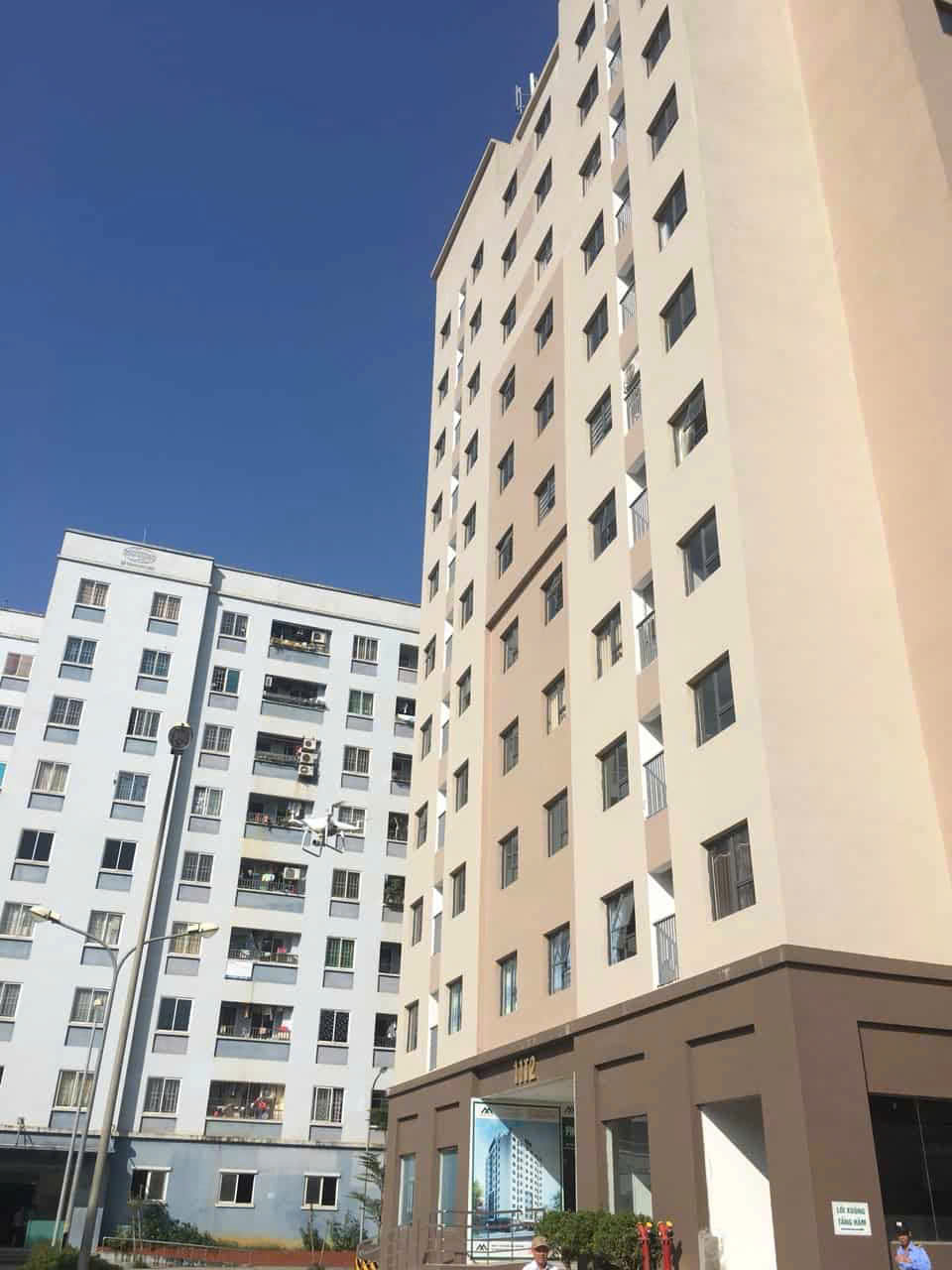  2,4 tỷ ( TL ) . Gia đình định cự Phần Lan , cần bán căn hộ toà nhà Vinacomex Xuân Mai 