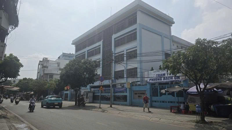  Bán nhà Mặt tiền Âu Dương Lân - gần Tạ Quang Bửu, 5,1x26m, 3 Tầng, 1 đời chủ, 22,9 tỷ. 