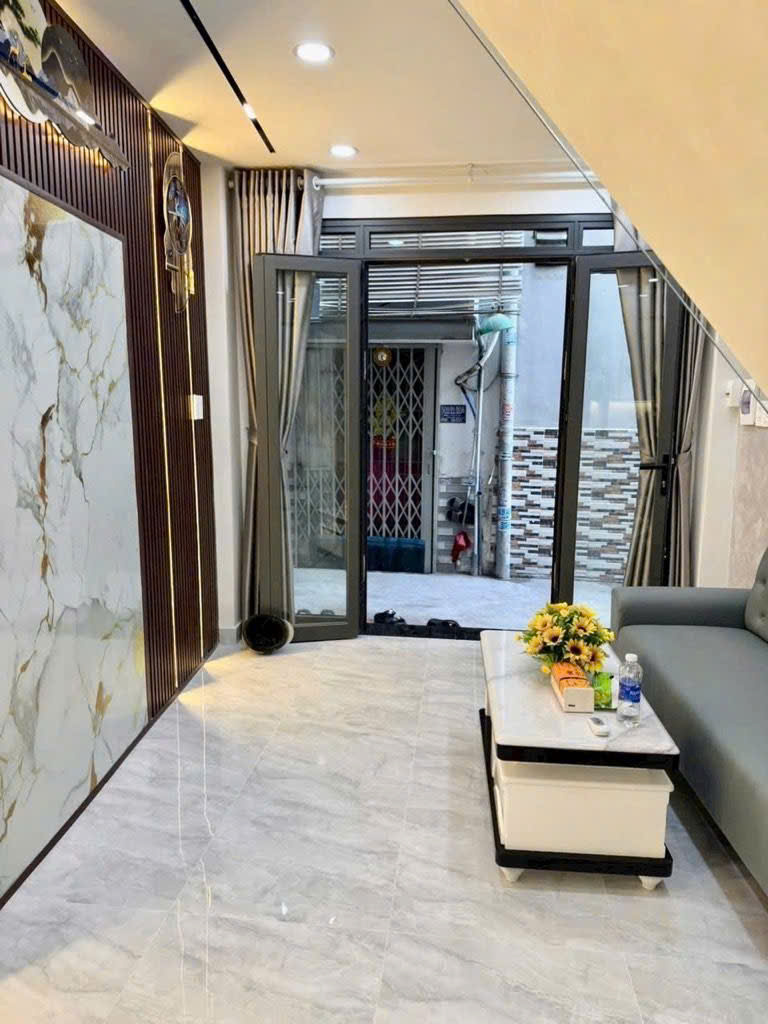  SÁT MẶT TIỀN HUỲNH TẤN PHÁT TÂN MỸ Q7 
NHÀ MỚI XÂY CÓ 3 TỶ ĐÚC BÊ TÔNG 