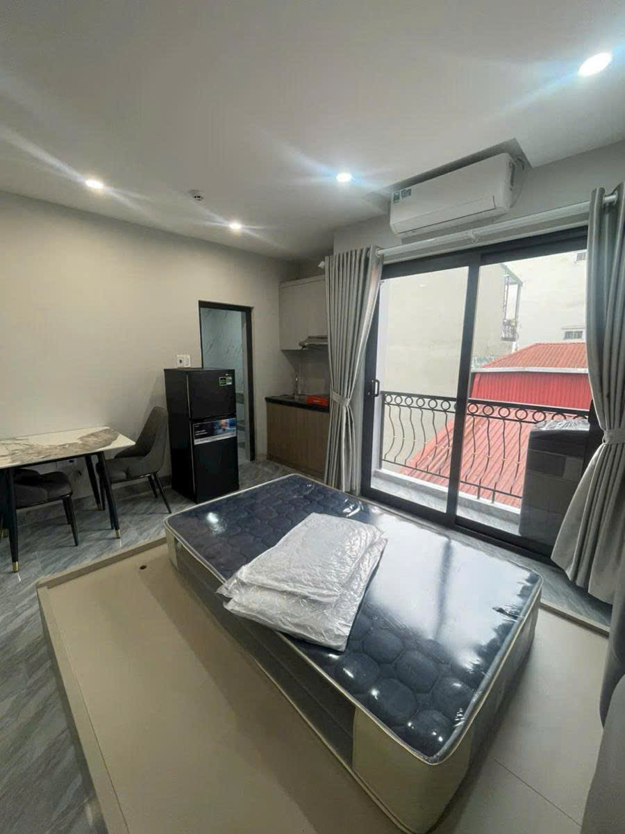  CCMN HỒNG MAI - 8 PHÒNG KHÉP KÍN - THANG MÁY - Dt  51m2 5 tầng mặt tiền 4m Giá 15.4 tỷ 