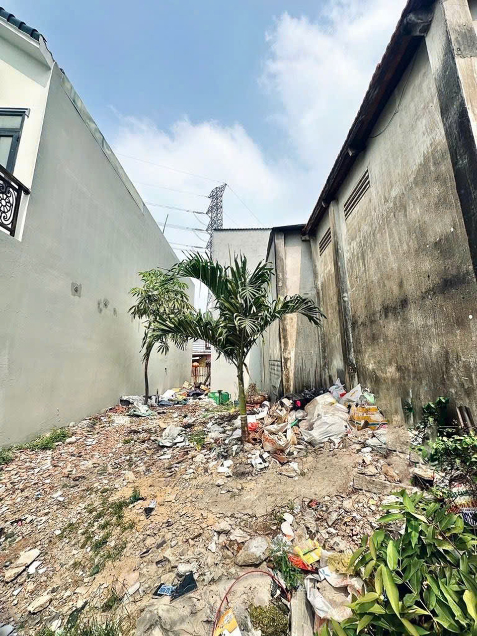  O1816 ???? đất 2 Mặt hẻm sát phẩn mềm Quang Trung, SHR, 4.2x16m, 2.x tỷ 