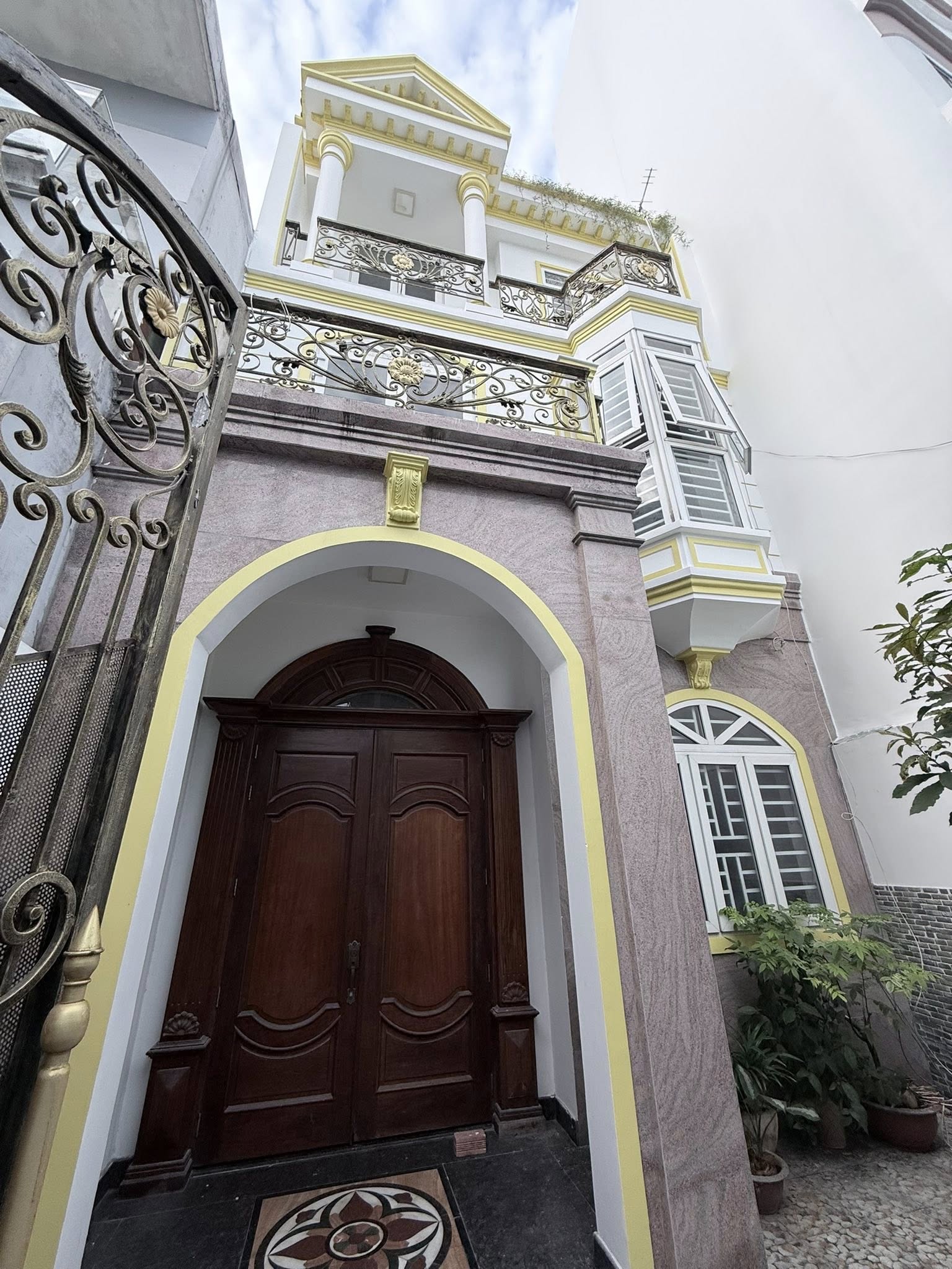  BIỆT THỰ NGUYỄN VĂN KHỐI F9 GÒ VẤP DT 107M CHỈ 12T 800 TL 