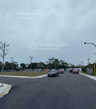  Bán 65.5m2 đất QL21 ngã tư trường Lục Quân, đối diện cổng chợ Huyện 