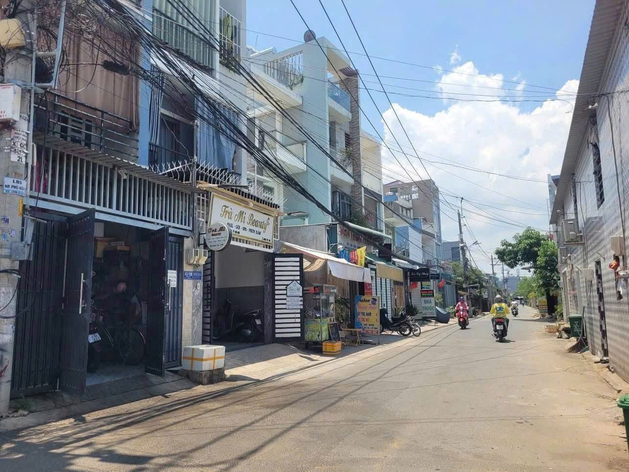  Quận 2-Bán Nhanh Nhà 2 Mặt Tiền Hẻm-An Ninh-4Tầng Hoàn Công-Gần Chợ+Bệnh Viện-6,1Tỷ 