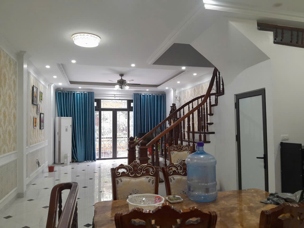  Cho thuê nhà MP Trần Đăng Ninh  50m² x 5 tầng, 4PN 4WC 18 triệu 