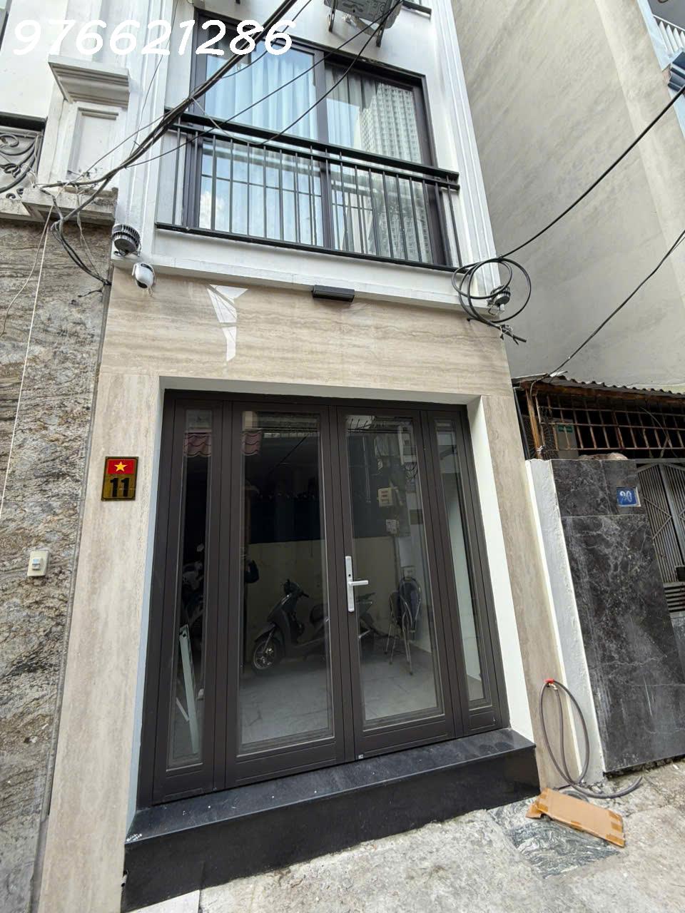  Bán nhà đẹp 3 tầng – 30m² – giá 6,5 tỷ mặt tiền rộng – ngõ thông ô tô qua – Thanh Am-Long Biên 