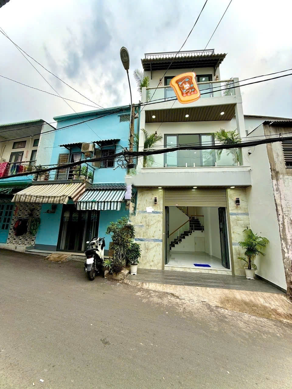  4tỷ 9 giảm còn 4TỶ7 CÒN BỚT 