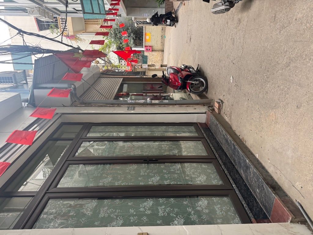  NHÀ ĐẸP, ĐỘC, HIẾM - DÂN XÂY CHẮC CHẮN – TÂY HỒ LỘNG GIÓ - GẦN Ô TÔ – DẪN LÀ CHỐT _30M2 – 5 TẦNG. 