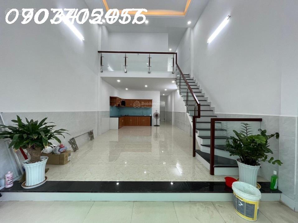  Hẻm 151 Luỹ Bán Bích - gần Đầm Sen - 2tầng 3PN - 5x15m - có PN dưới trệt - cho thuê 11tr/tháng 