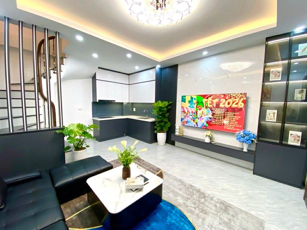  LA KHÊ HÀ ĐÔNG- LÔ GÓC- FULL NỘI THẤT- GẦN 8 TỶ 