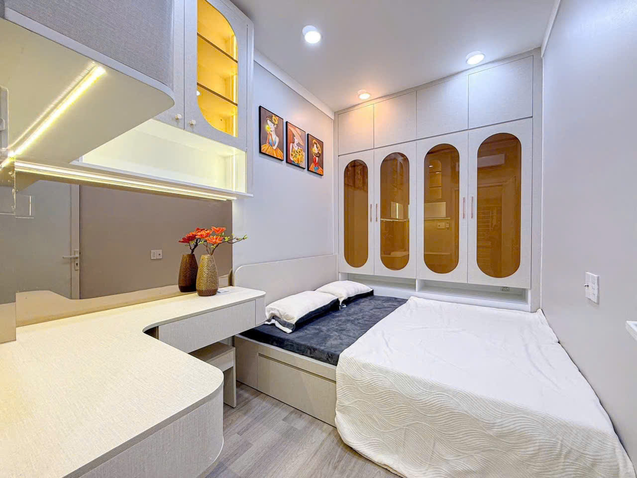  CHDV Mặt tiền đường số 1 ( gần chợ  Tân Mỹ ) - Quận 7 - 75m2 -6P - Giá 9.9 tỷ 