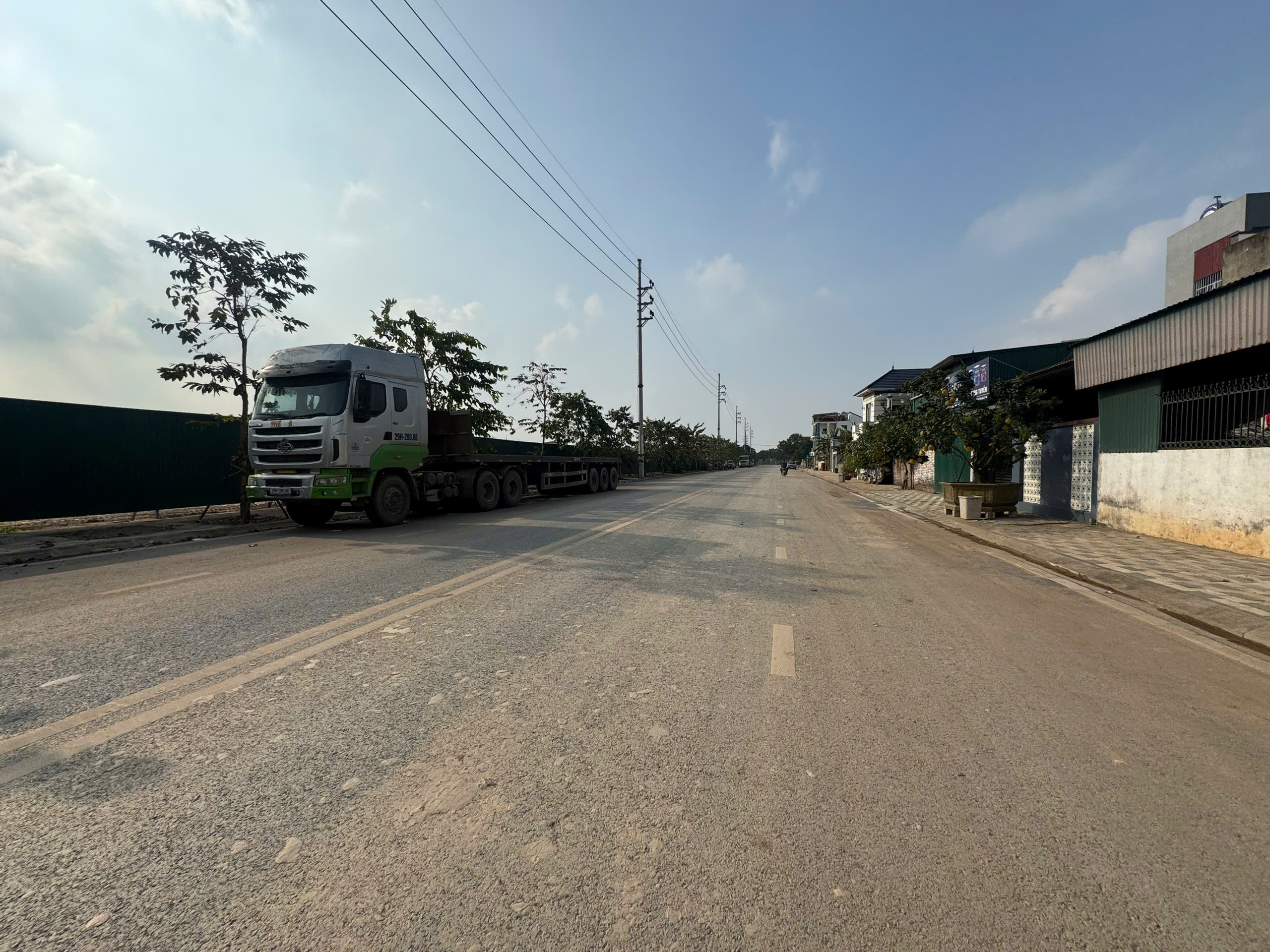  Bán 34m đất Hồng Hà, Đan Phượng, oto thông tứ tung, gần vành đai 4, giá loanh quanh 3 tỷ. 