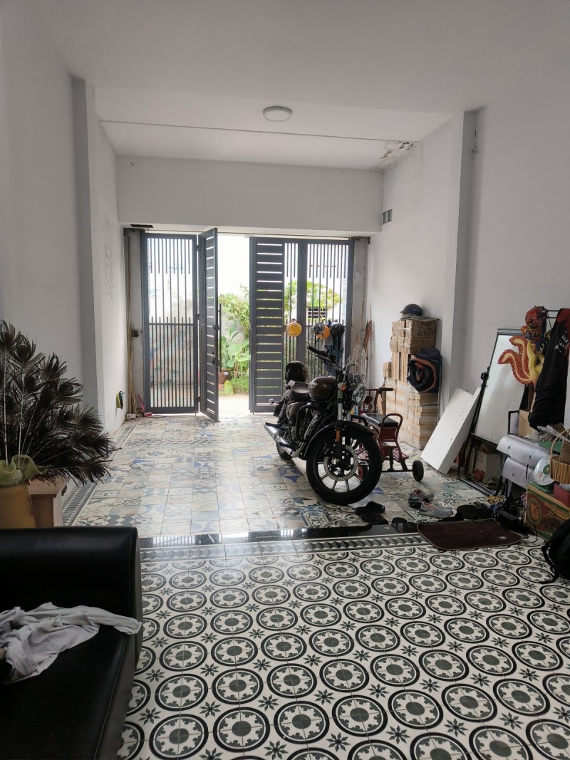  Bán nhà 3 tầng đường số 182, Tăng Nhơn Phú A, Q.9, Thủ Đức, TP HCM. DT 50m2, sổ hồng, giá 5,6 tỷ. 