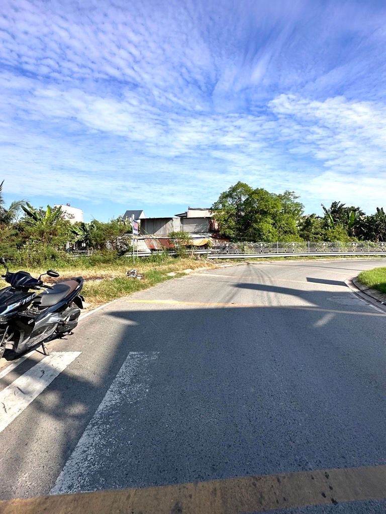  ĐẤT LÔ GÓC  NHÁNH TÔ KÝ, TÂN XUÂN - HÓC MÔN: 1214m2 FUL TC  Giá CHỈ  45 tỷ. 